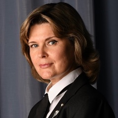 Полянова Елена